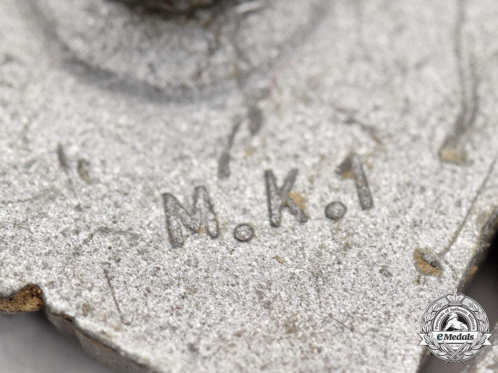 germany,_wehrmacht._an_infantry_assault_badge,_silver_grade,_by_metall&_kunststoff_l22_mnc7479_824_1