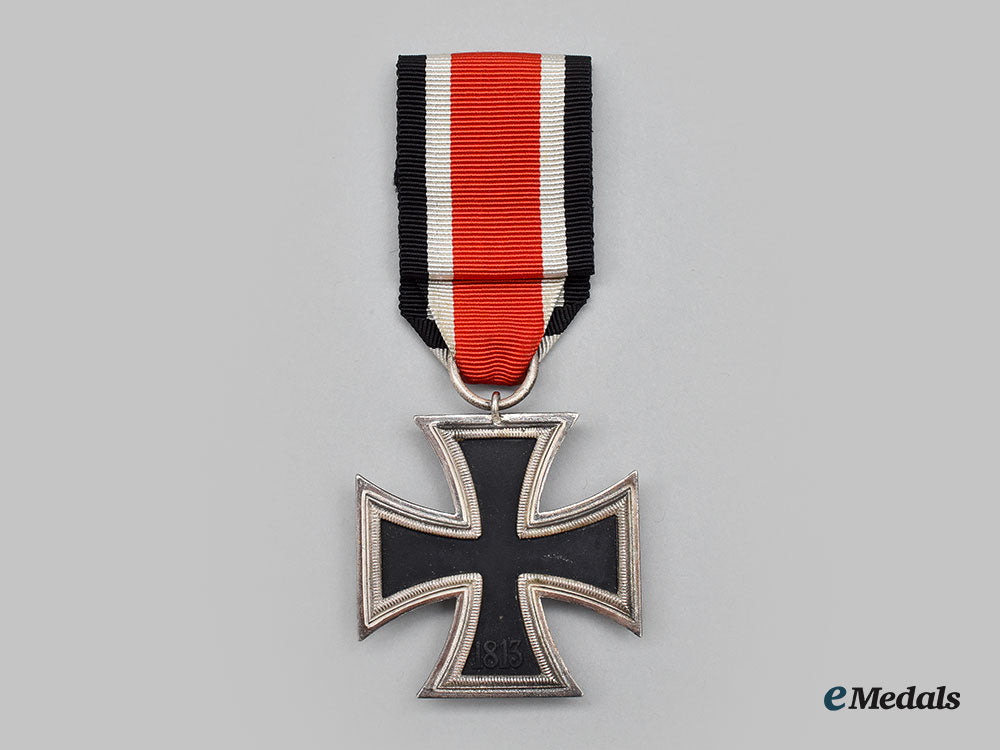 germany,_wehrmacht._a_mint1939_iron_cross_ii_class,_by_klein&_quenzer_l22_mnc7584_355
