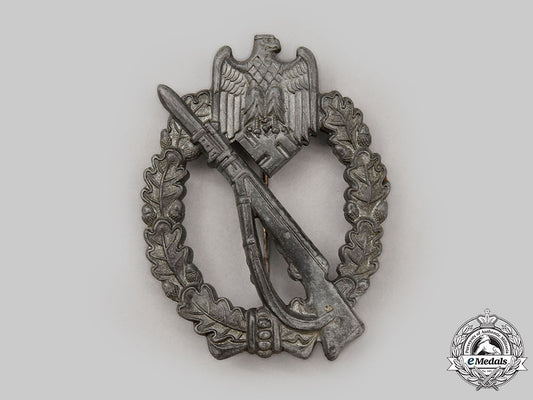 germany,_wehrmacht._an_infantry_assault_badge,_by_metall&_kunststoff_l22_mnc7642_970