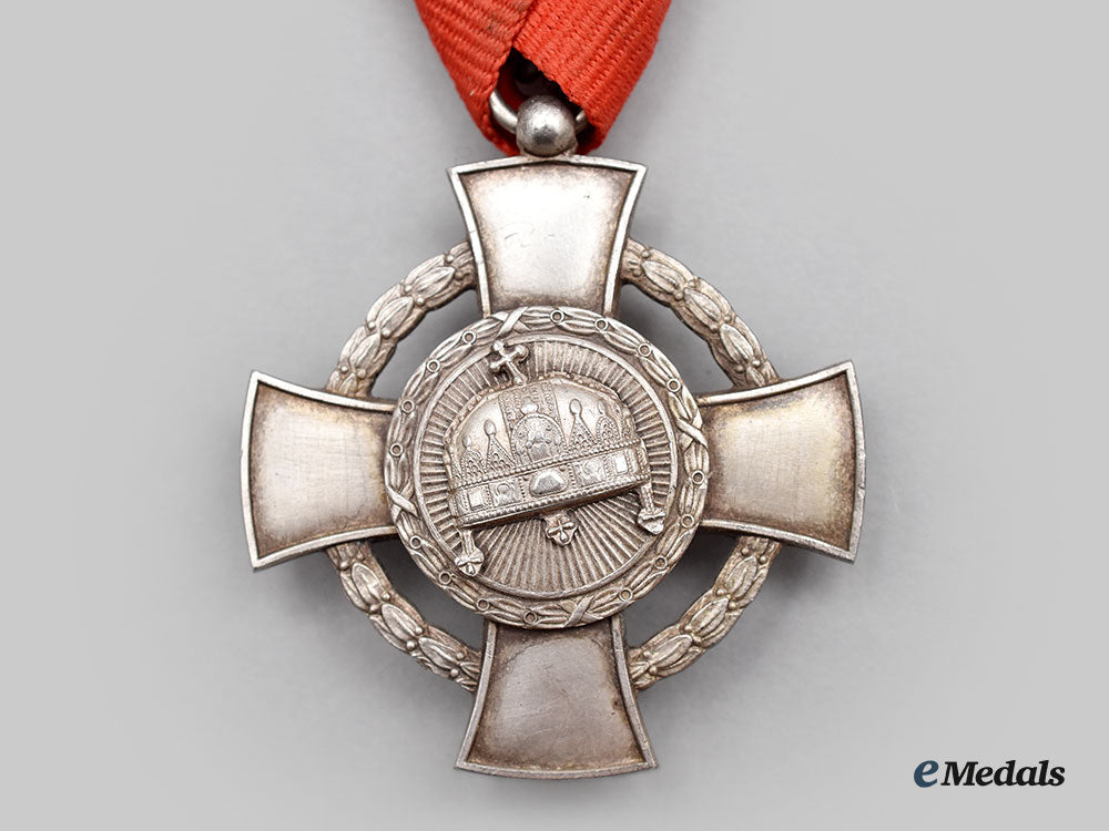 hungary,_regency._an_order_of_the_holy_crown,_silver_cross,_civil_division_l22_mnc7684_952