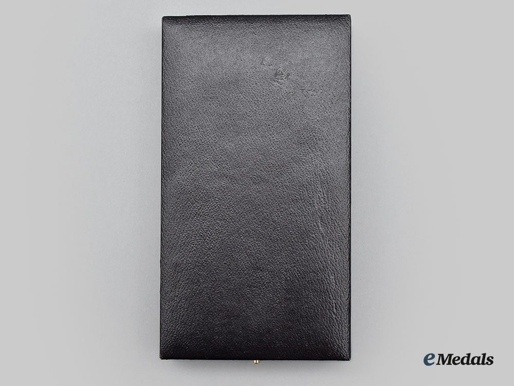 germany,_federal_republic._a_knight’s_cross_of_the_iron_cross,_with_case,1957_version_l22_mnc7737_405