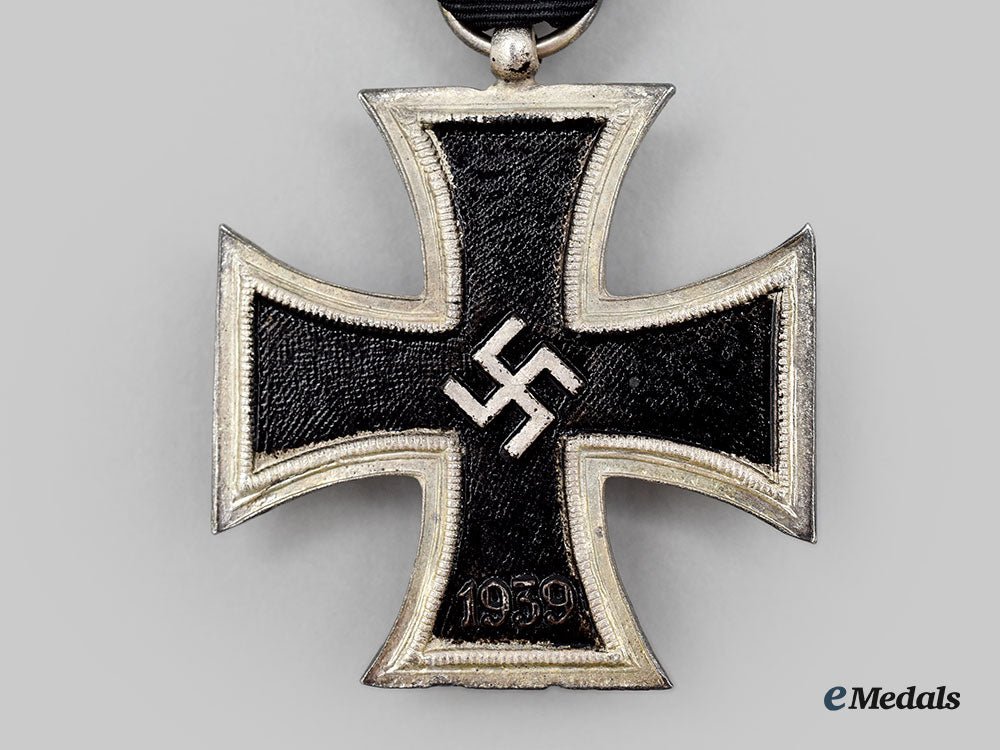 germany,_wehrmacht._a1939_iron_cross_ii_class,_spanish-_made_for_blue_division_veterans_l22_mnc7769_415_1