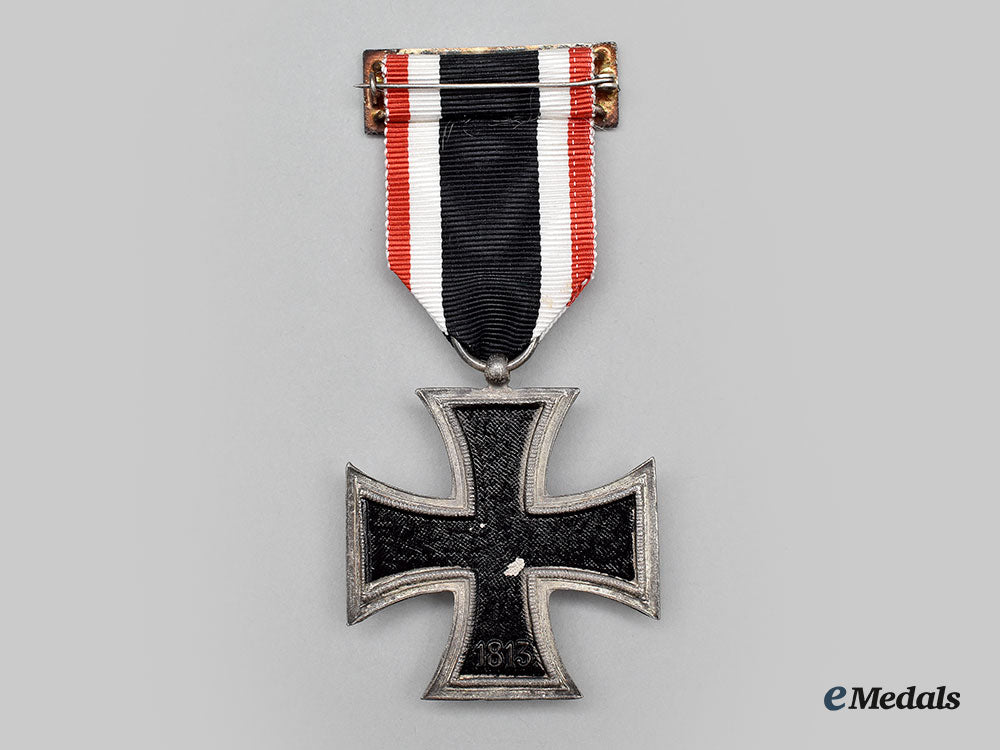 germany,_wehrmacht._a1939_iron_cross_ii_class,_spanish-_made_for_blue_division_veterans_l22_mnc7773_416_1