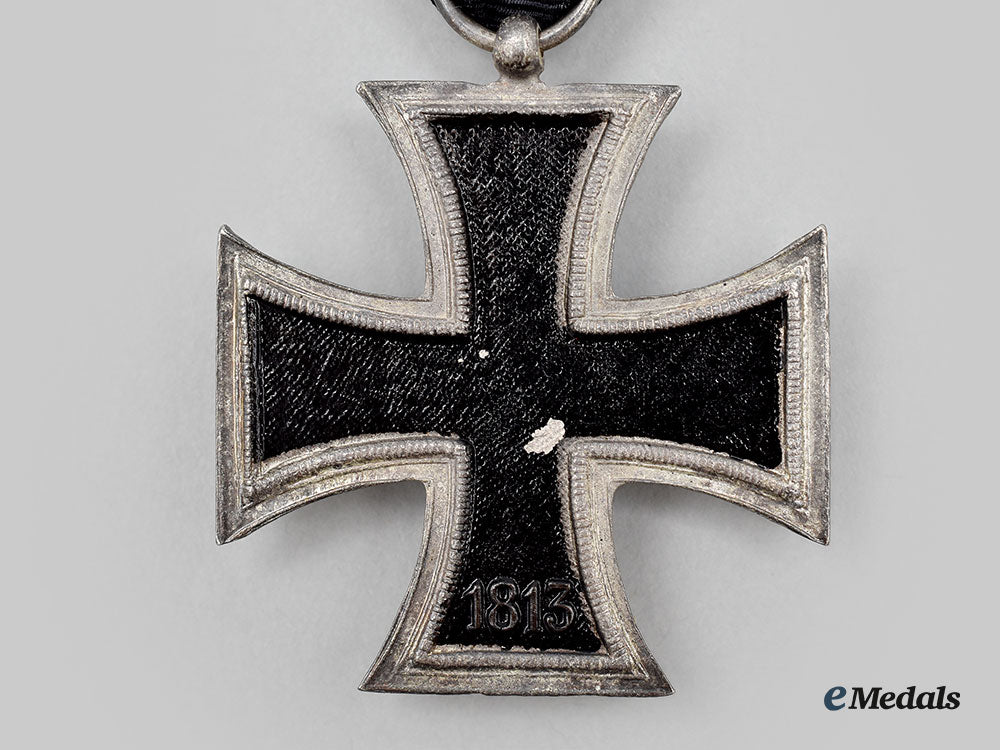 germany,_wehrmacht._a1939_iron_cross_ii_class,_spanish-_made_for_blue_division_veterans_l22_mnc7774_417_1
