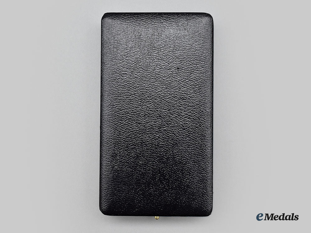 germany,_federal_republic._a_knight’s_cross_of_the_iron_cross,1957_version_with_case_l22_mnc7812_436