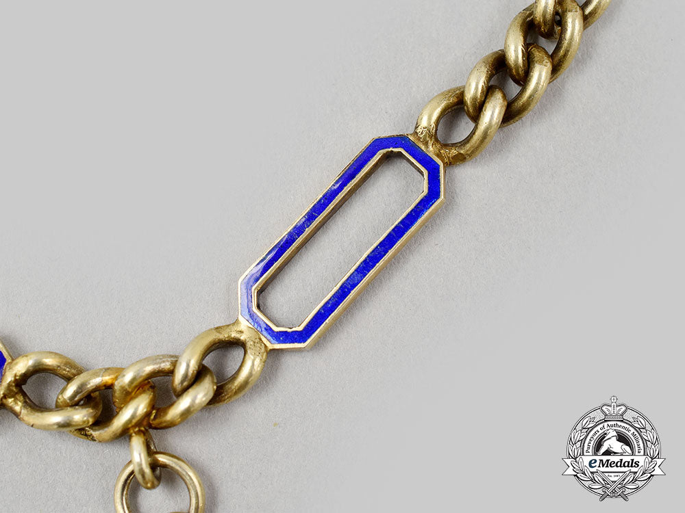 spain,_fascist_state._an_order_of_penitentiary_social_merit,_distinguished_gold_cross_with_collar,_c.1945_l22_mnc7826_580_1_1_1