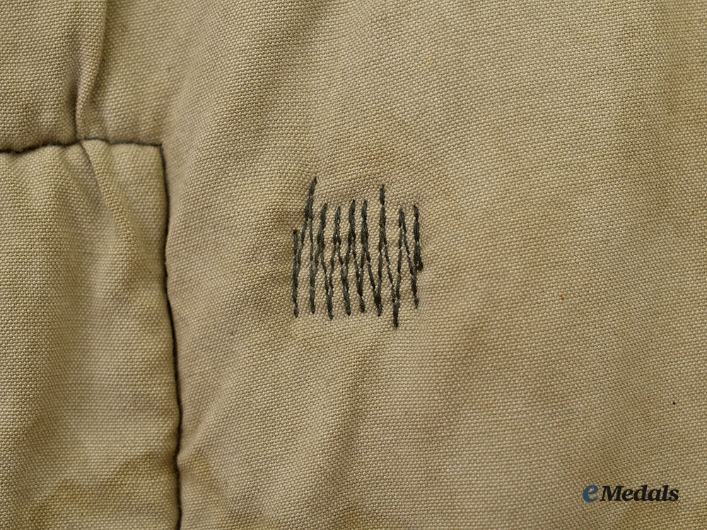 germany,_heer._a_reversible_splinter_pattern_camouflage_winter_parka_l22_mnc7872_484