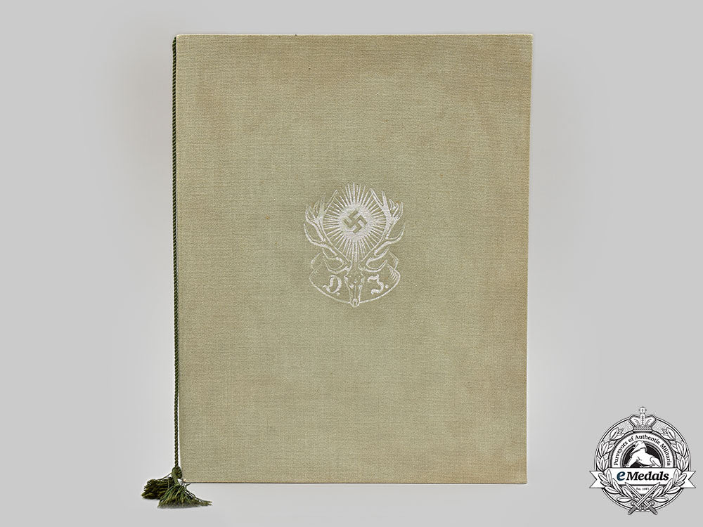 germany,_third_reich._a_german_hunting_association_gaujägermeister_presentation_dagger,_with_award_folder,_to_general_curt_freiherr_von_gienanth_l22_mnc8177_961_1