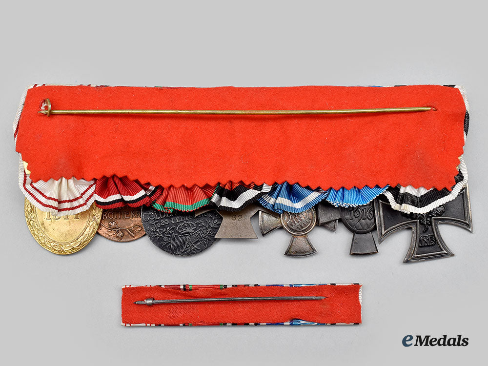 germany,_imperial._a_superb_first_world_war_red_cross/_non-_combatant’s_medal_and_ribbon_bar_l22_mnc8549_814