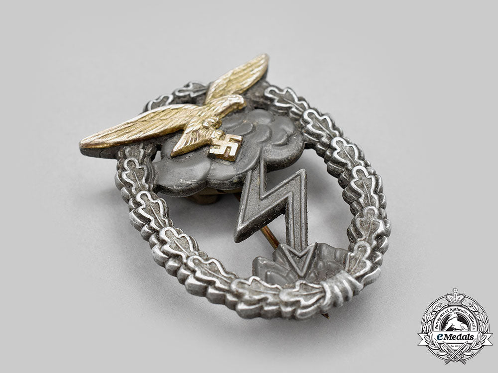 germany,_luftwaffe._a_ground_assault_badge_l22_mnc8628_104