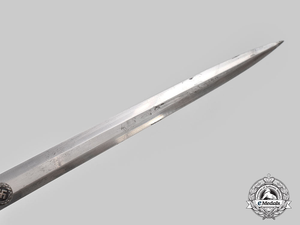 germany,_heer._an_officer’s_dress_dagger,_by_f.w._höller_l22_mnc8676_267