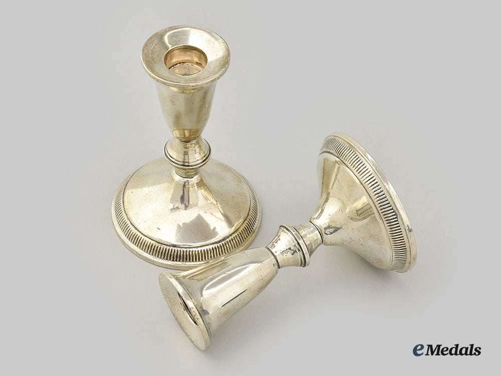 united_states._a_set_of_two_candlesticks,_by_duchin_creations_l22_mnc8898_438