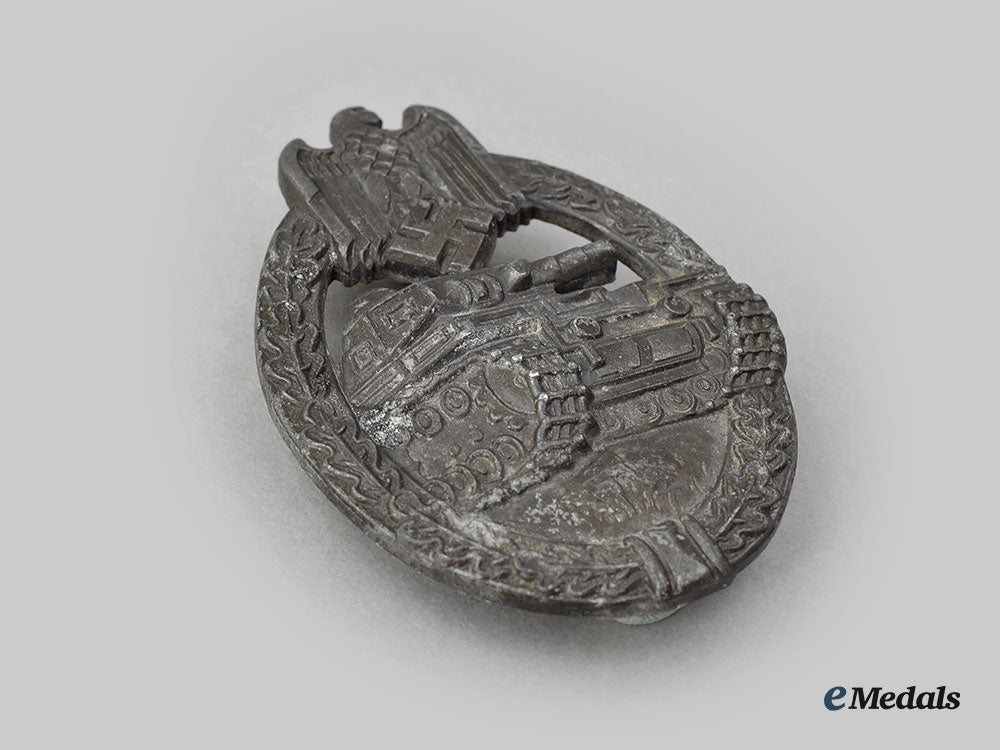 germany,_wehrmacht._a_panzer_assault_badge,_bronze_grade,_by_rudolf_souval_l22_mnc8909_207