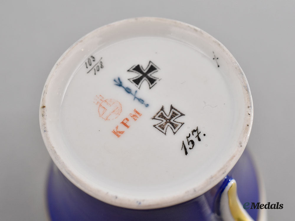 germany,_imperial._a_patriotic_women’s_provincial_association_teacup,_by_kpm_l22_mnc9094_519