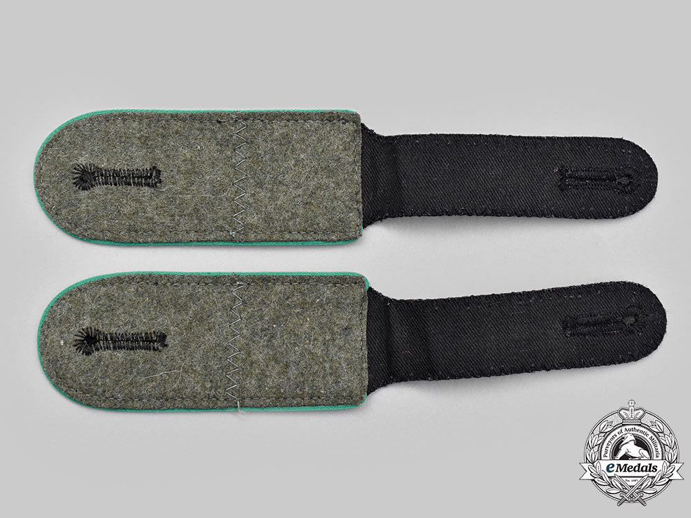 germany,_ss._a_mint_set_of_waffen-_ss_gebirgsjäger_enlisted_personnel_shoulder_straps_l22_mnc9317_629