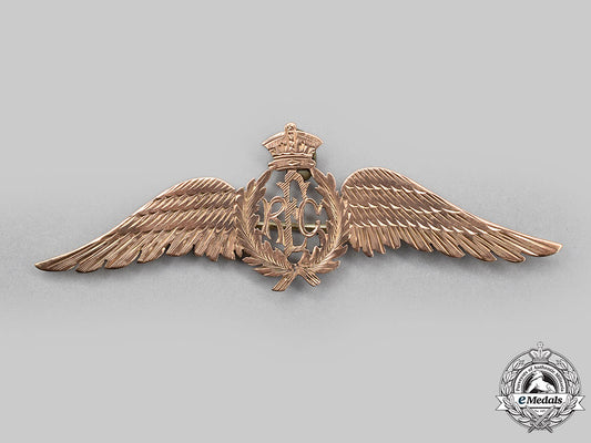 united_kingdom._a_royal_flying_corps(_rfc)_sweetheart_wings_in_gold,_c.1917_l22_mnc9370_651_1_1