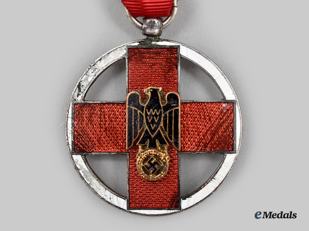 germany,_drk._a_german_red_cross_honour_medal_l22_mnc9487_285
