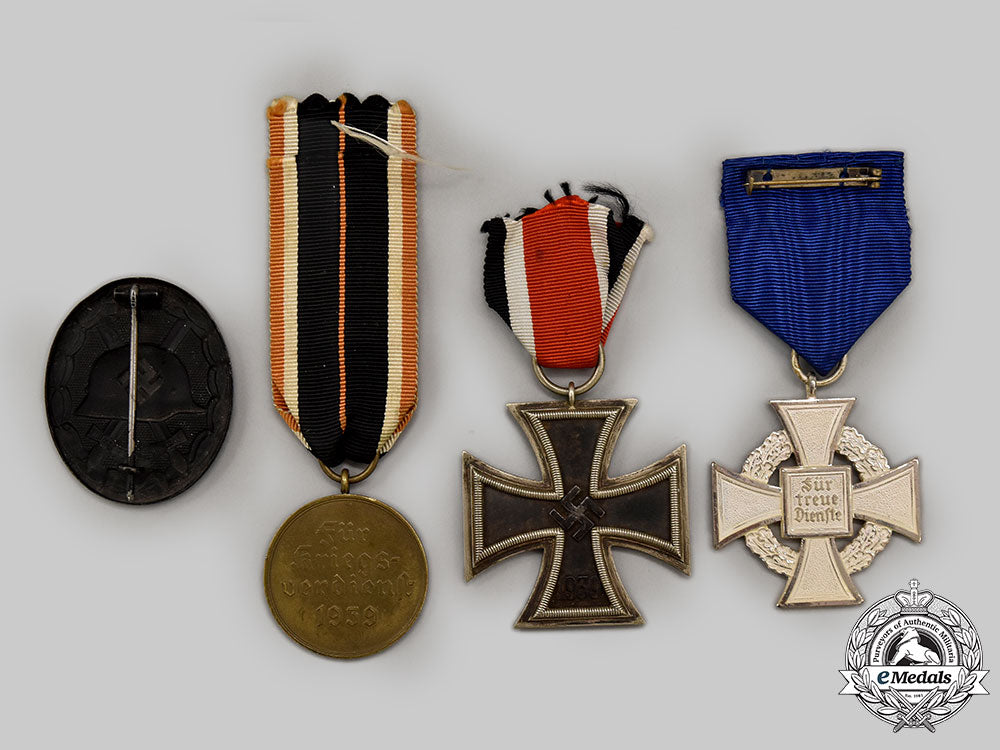 germany,_wehrmacht._a_mixed_lot_of_service_decorations_l22_mnc9558_166