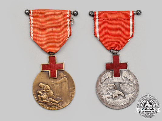 poland,_republic._two_polish_red_cross_medals_of_honour,_i_class&_ii_class_l22_mnc9576_771