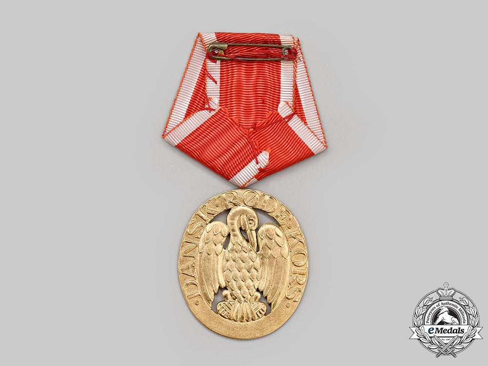 denmark,_kingdom._a_red_cross_badge_of_honour_l22_mnc9717_821