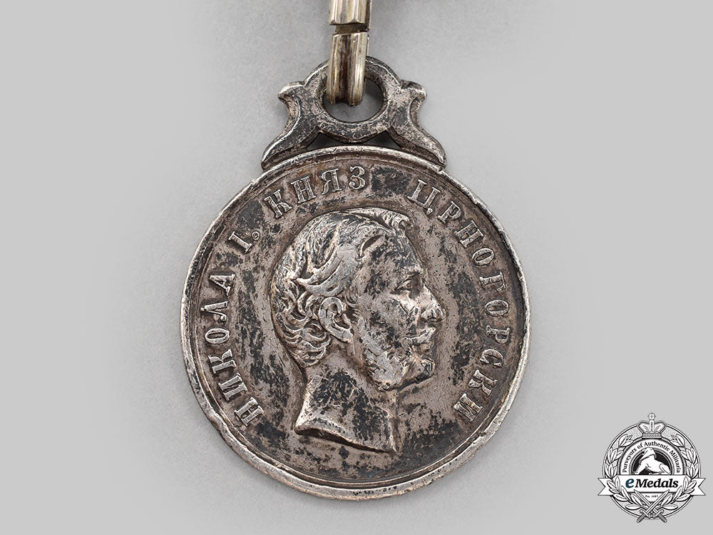 montenegro,_kingdom._a_commemorative_medal"_for_valour"1862_l22_mnc9735_869_1_1_1_1