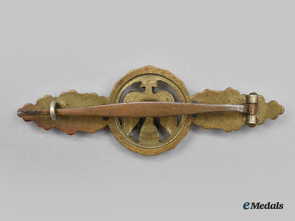 germany,_luftwaffe._a_short-_range_day_fighter_clasp,_gold_grade_l22_mnc9822_818