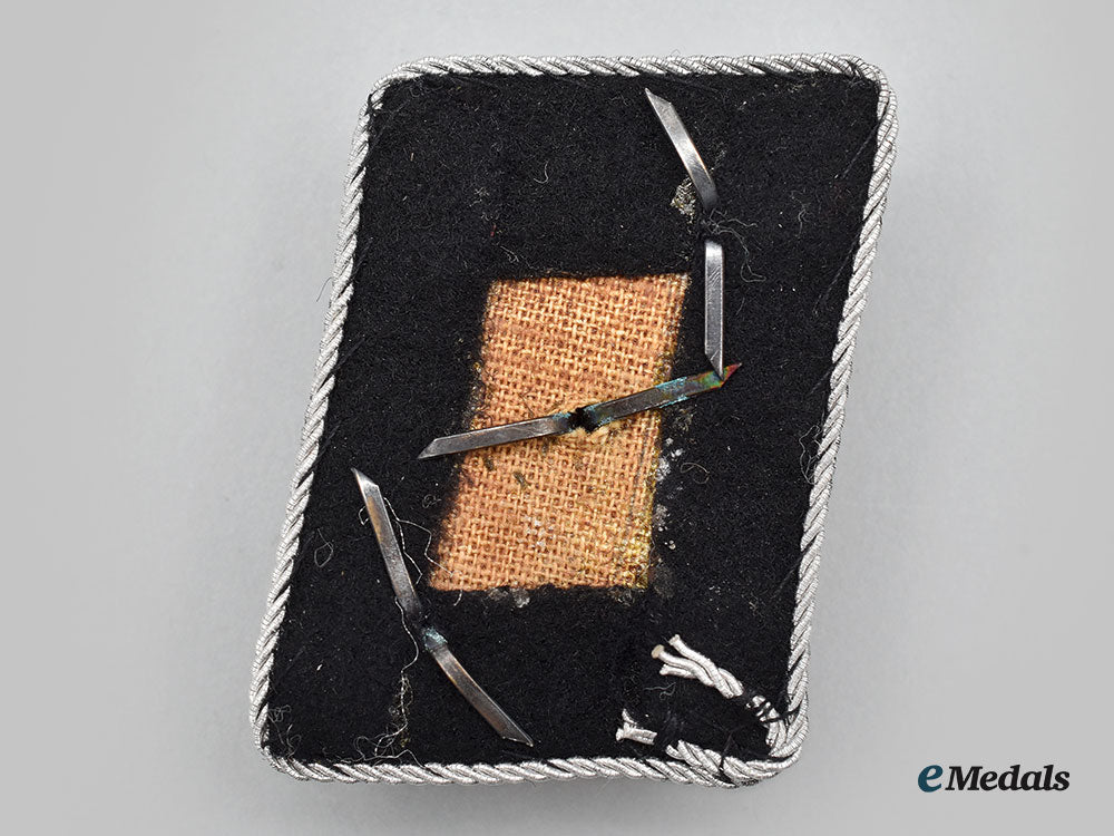 germany,_ss._a_waffen-_ss_untersturmführer_rank_tab_l22_mnc9897_851