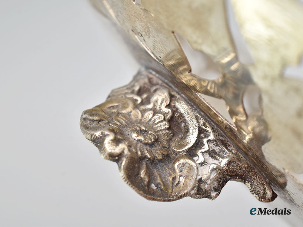 united_kingdom._a_hand_cut&_etched_silver_fruit_bowl_l22_mnc9936_693_1