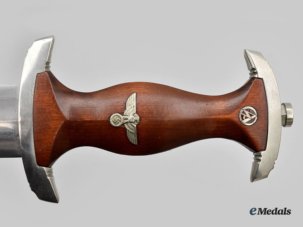 germany,_nskk._a_model1933_service_dagger,_motorgruppe_wesfalen,_by_carl_eckhorn_l22_mnc9944_487