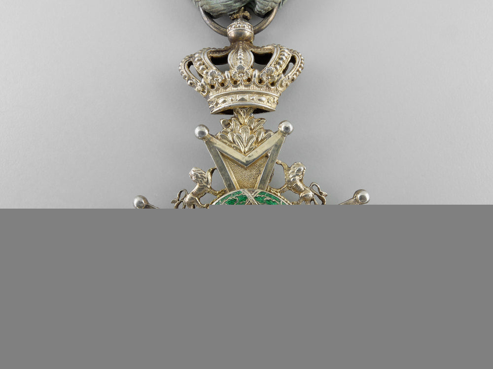 a_royal_guelphic_order;4_th_class_breast_badge_l_015