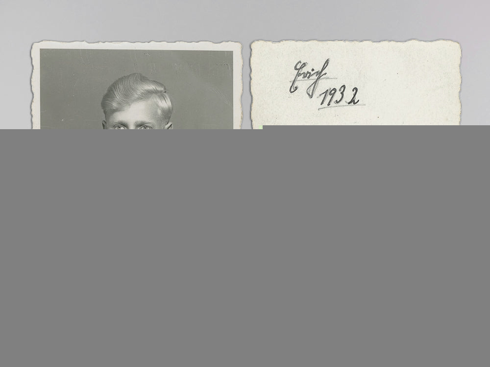 a_group_of_award_documents,_id,_photographs_to_oberfeldwebel,1./_grenad.rgt.267_l_052