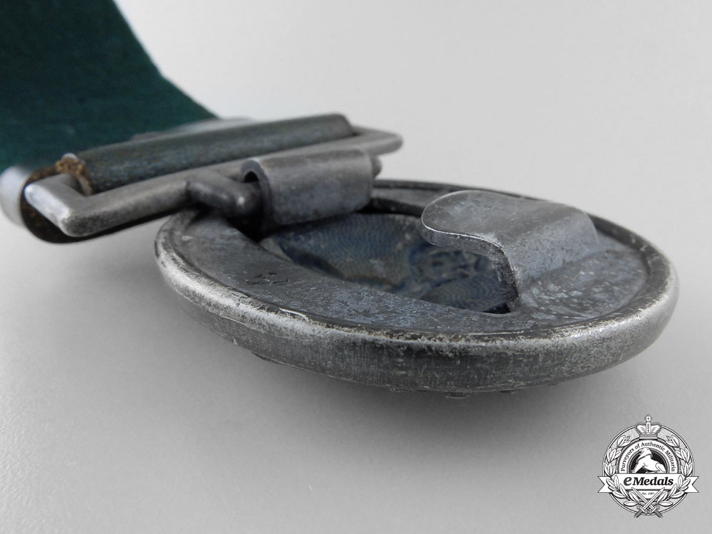 a_german_national_forestry_service_official's_belt_with_buckle_by_f.w._assmann&_söhne_l_139