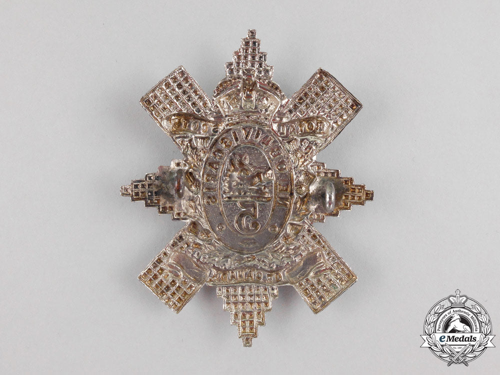 a5_th_regiment_royal_scots_of_canada_glengarry_badge,_c.1904_l_276_2