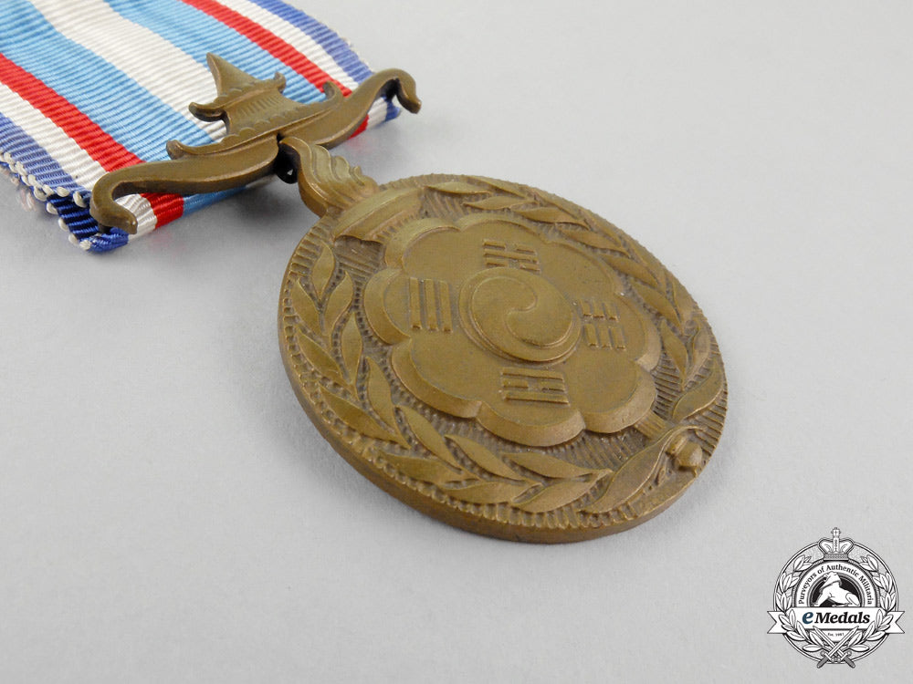 france._a_korean_war_service_medal_l_533_1