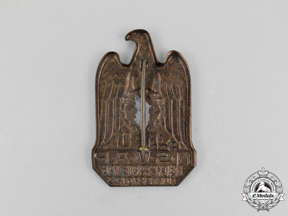 a1933_nsdap_nüremberg_national_party_day_badge_l_924_1