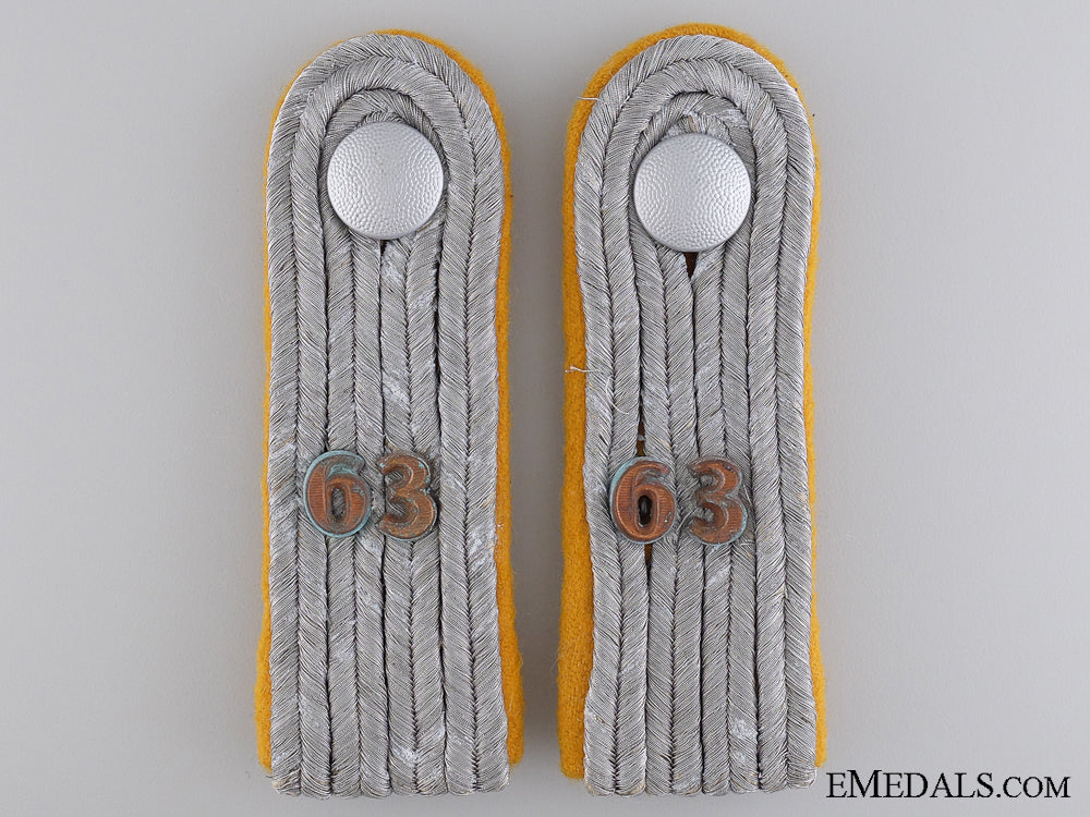 luftwaffe_pilot_shoulder_boards_lieutenant_rank;63_rd_luftwaffe_pilot__544e7fab58e61