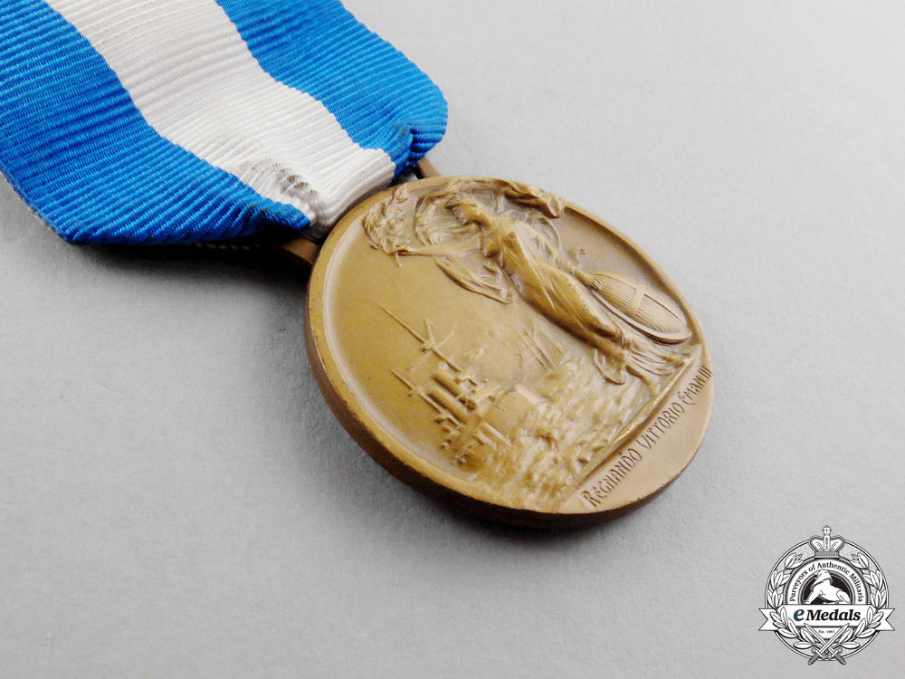 italy._two_awards_and_decorations_m17-1138