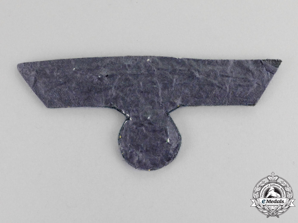 germany._an_absolutely_mint_and_unissued_wehrmacht_heer(_army)_officer’s_breast_eagle_m17-2015