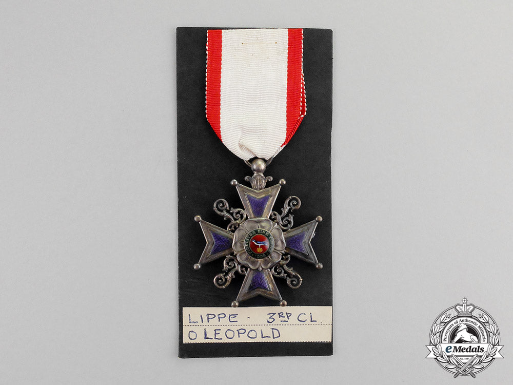 lippe._a_leopold_order_cross,_iii_class_knight,_c.1917_m17-3586_1_1_1