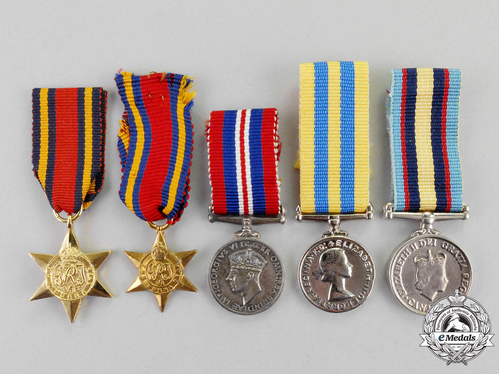 canada._a_lot_of_five_miniature_medals_m17-745