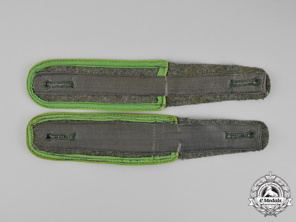 germany._a_set_of_wehrmacht_heer(_army)_panzer_grenadier_em_shoulder_straps_m18-2149