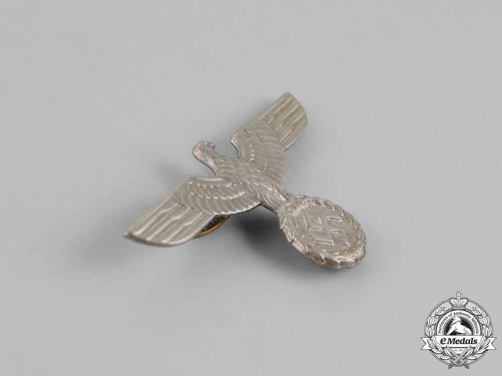 germany._two_wehrmacht_heer(_army)_insignia_m18-2547