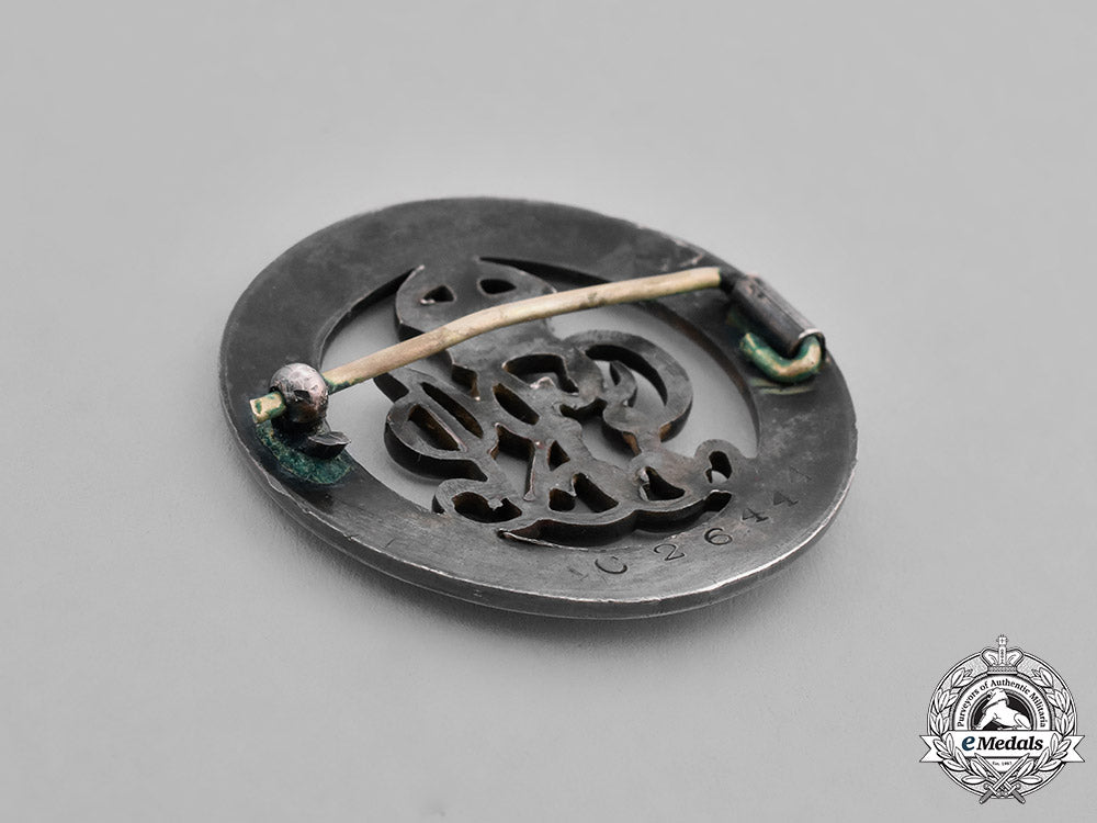 canada._a_first_war_lot_of_four_badges_m181_1321