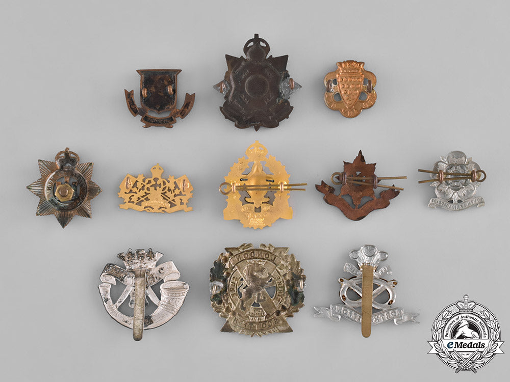 united_kingdom,_commonwealth._a_lot_of_eleven_military_insignia_m181_1549