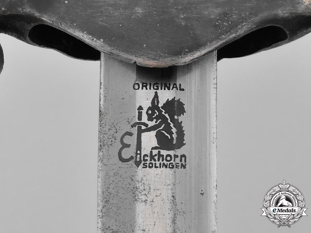 germany,_wehrmacht._a_officer’s_dagger_by_eickhorn_of_solingen_m181_1800