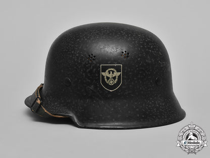 germany,_civic_police._a_civic_police(_polizei)_steel_helmet_m181_3667