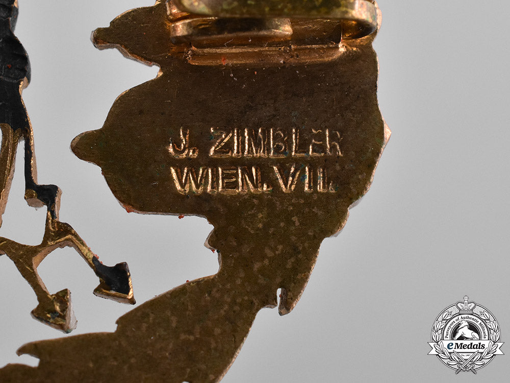 austria,_empire._an_imperial_austro-_hungarian_pilot_badge,_c.1917_m181_4857