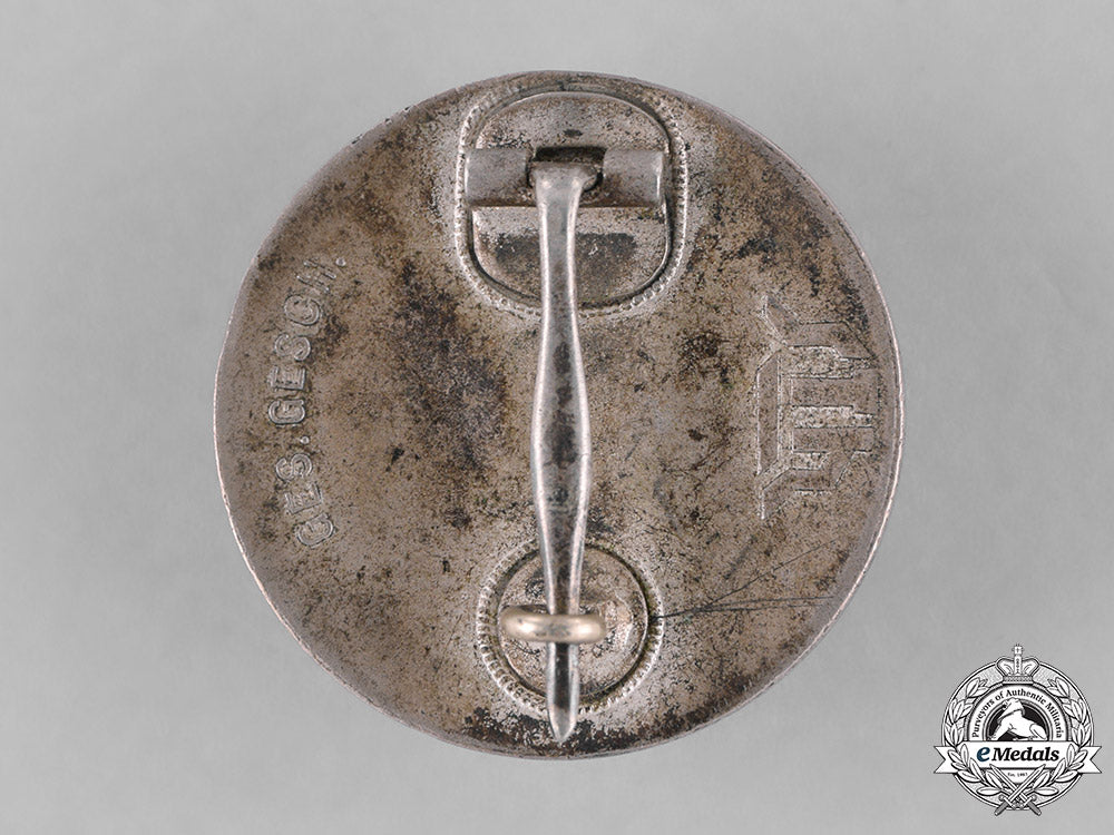 germany,_weimar._a1929_stahlhelm_members’s_badge_m181_4887_1