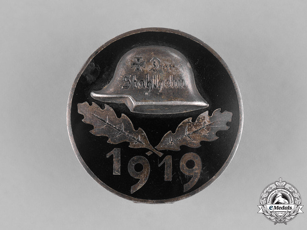 germany,_weimar_republic._an_extremely_early1919“_der_stahlhelm”_membership_badge,_no.44_m181_5125
