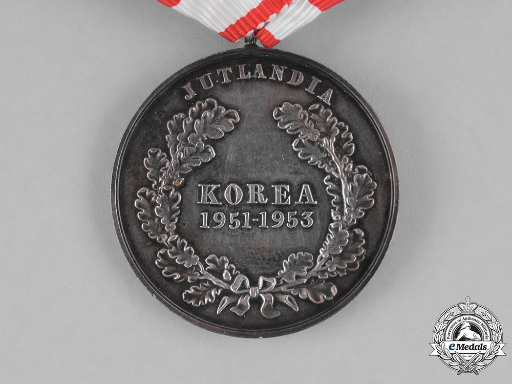 denmark,_kingdom._a_korea_medal_for_service_with_the_hospital_ship_ms_jutlandia1951-1953_m181_5629
